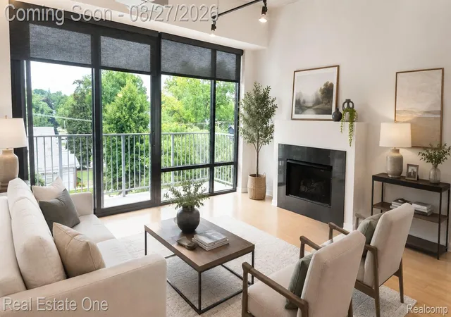 3rd image of 101 Curry Ave #436, Royal Oak City Oakland, MI 48067 | MLS# 20261064467