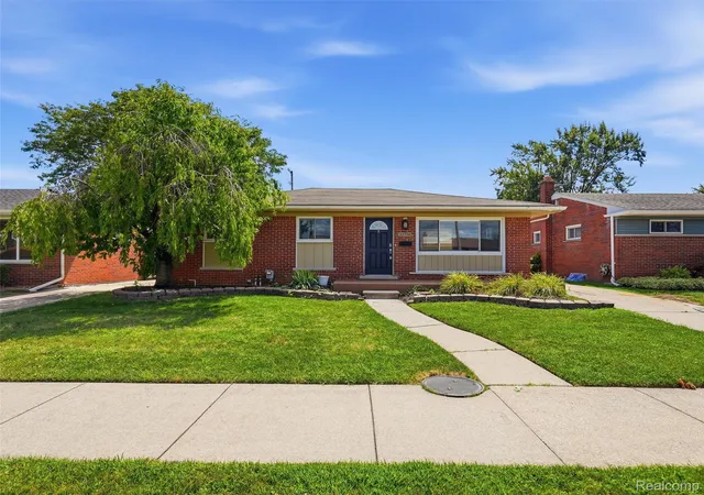 Photo 1 of Sale Pending at 21736 Timberidge St, Saint Clair Shores, MI 48082 | MLS# 20261064482 | Listing updated on 2026-08-26