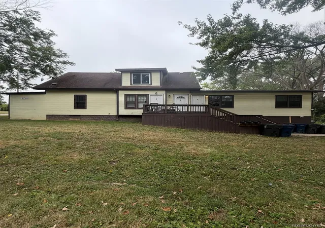 1st image of 1208 W 4th Ave, Flint, MI 48504 | MLS# 20261064485