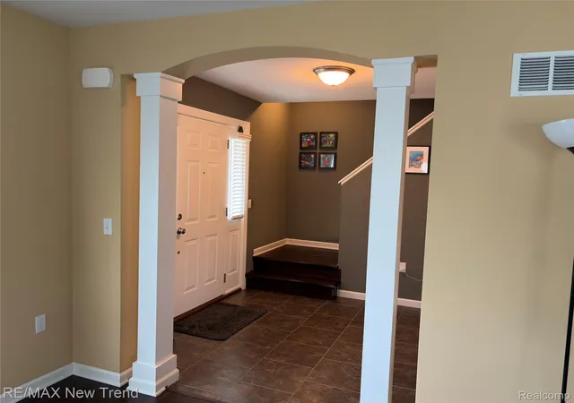 3rd image of 1461 Scotland Yard Dr, Walled Lake, MI 48390 | MLS# 20261064486
