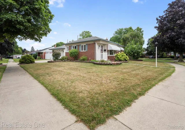 Photo 2 of Single family home for sale at 24748 Munson St, Taylor, MI 48180 | MLS# 20261064488 | Listing updated on 2026-08-13