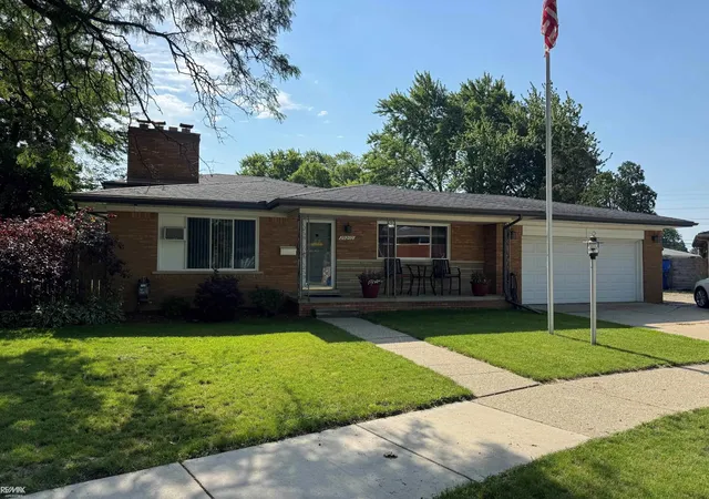 Photo 1 of Single family home for sale at 29210 Geraldine Ct, Warren, MI 48093 | MLS# 58050218457 | Listing updated on 2026-09-09