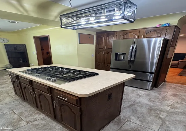 Photo 4 of Single family home for sale at 29210 Geraldine Ct, Warren, MI 48093 | MLS# 58050218457 | Listing updated on 2026-09-09