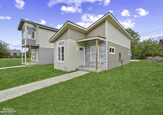 Photo 2 of Single family home for sale at 2966 Ashland St, Detroit, MI 48215 | MLS# 58050218469 | Listing updated on 2026-08-13