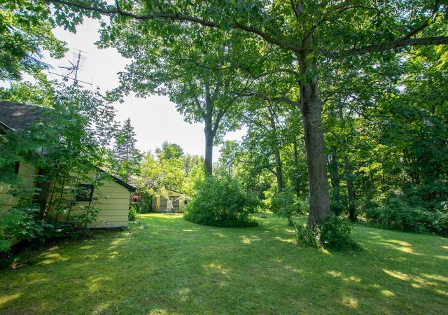 Photo 3 of Single family home for sale at 1304 S Richter Rd, Suttons Bay, MI 49682 | MLS# 78080072323 | Listing updated on 2026-09-17