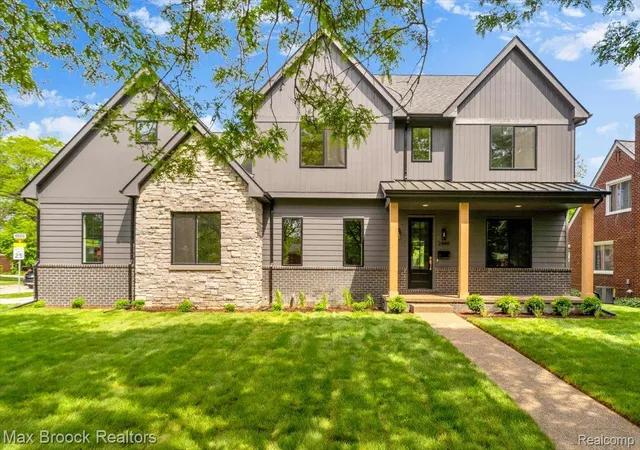 2nd image of 2444 Benjamin Ave, Royal Oak, MI 48073 | MLS# 20261064502