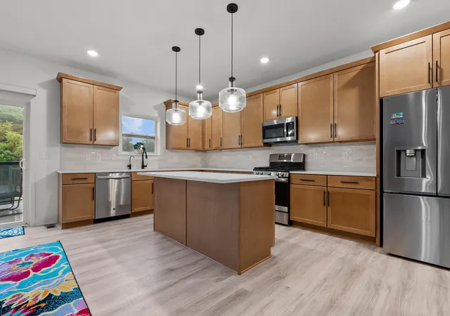 Photo 3 of Single family home for sale at 137 Tiger Lillie Ln, Niles, MI 49120 | MLS# 69026042588 | Listing updated on 2026-09-16