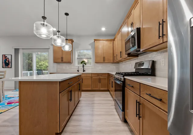 Photo 4 of Single family home for sale at 137 Tiger Lillie Ln, Niles, MI 49120 | MLS# 69026042588 | Listing updated on 2026-09-16