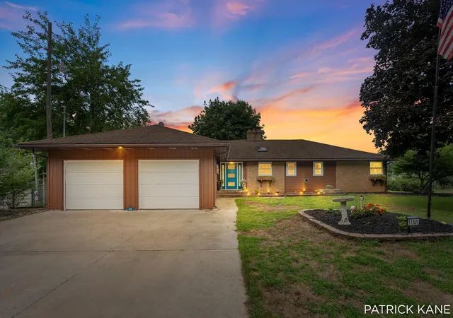 2nd image of 11501 S West County Line Rd, Greenville, MI 48838 | MLS# 65026042568