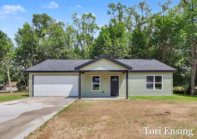 1st image of 726 N Burgess St, Greenville, MI 48838 | MLS# 65026042574
