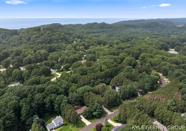 68th image of 13469 Redbird Ln, Grand Haven, MI 49417 | MLS# 71026042599