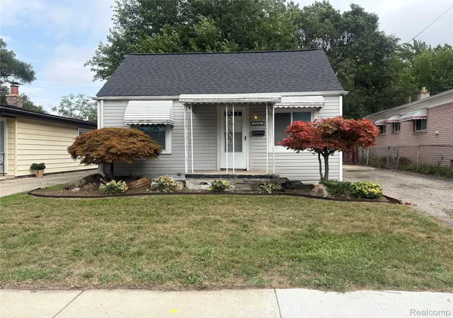 Photo 1 of Single family home for sale at 23122 Davey Ave, Hazel Park, MI 48030 | MLS# 20261064513 | Listing updated on 2026-08-15