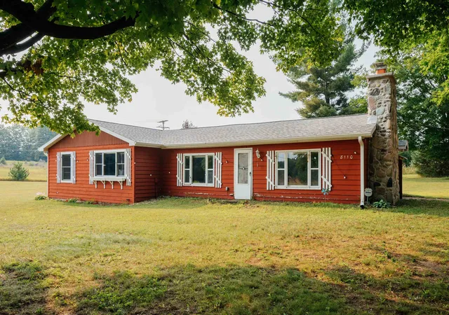 Photo 1 of Single family home for sale at 8110 M 186, Fife Lake, MI 49633 | MLS# 78080072329 | Listing updated on 2026-10-02
