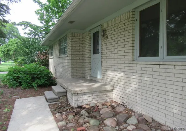 Photo 3 of Single family home for sale at 50300 North Ave, Macomb, MI 48042 | MLS# 20261064520 | Listing updated on 2026-09-17