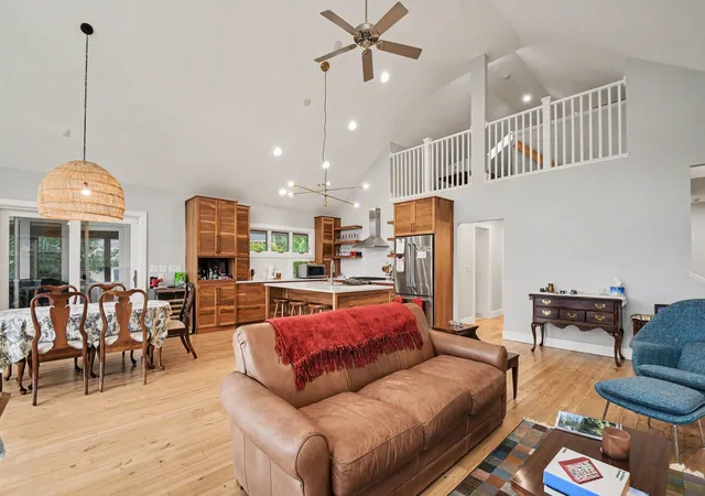 4th image of 66055 South Dr, Cassopolis, MI 49031 | MLS# 69026042601