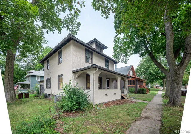 Photo 2 of Single family home for sale at 510 S Clinton St, Albion, MI 49224 | MLS# 20261064538 | Listing updated on 2026-08-15
