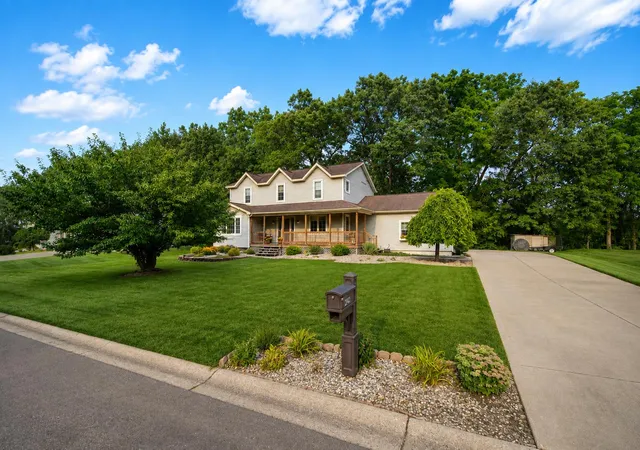 Photo 2 of Single family home for sale at 4211 Aspen Way, Jackson, MI 49201 | MLS# 55026042629 | Listing updated on 2026-09-09