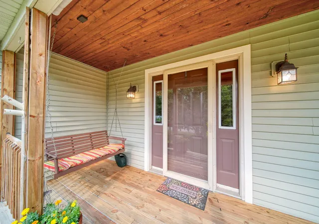 Photo 3 of Single family home for sale at 4211 Aspen Way, Jackson, MI 49201 | MLS# 55026042629 | Listing updated on 2026-09-09