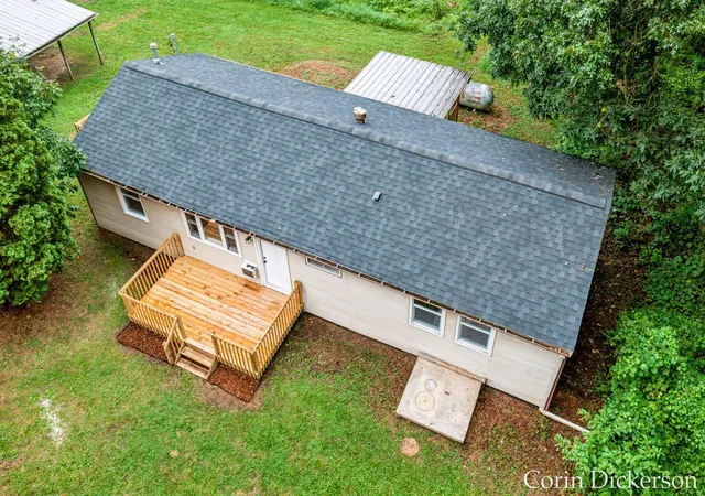 3rd image of 13790 Hutchinson Rd, Dowling, MI 49050 | MLS# 65026042645