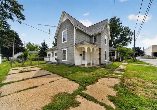 Photo 2 of Single family home for sale at 203 Brown St, Durand, MI 48429 | MLS# 71026042646 | Listing updated on 2026-08-17