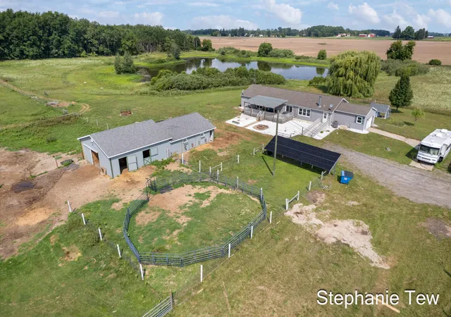 3rd image of 4155 N Neff Rd, Edmore, MI 48829 | MLS# 65026042648