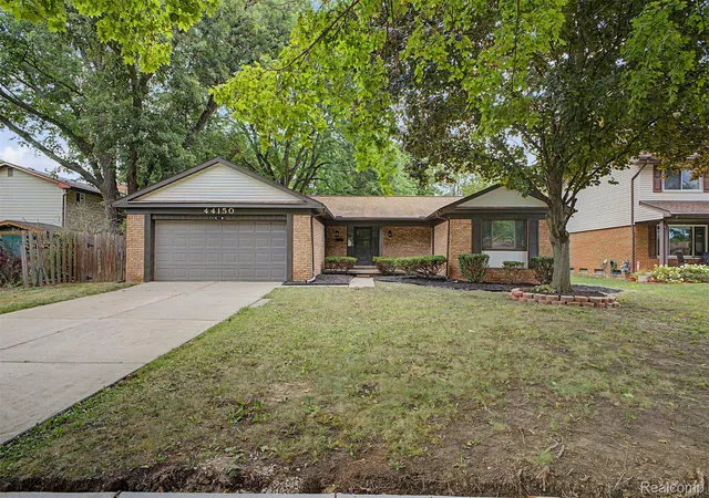Photo 2 of Single family home for sale at 44150 S Umberland Cir, Canton, MI 48187 | MLS# 20261064562 | Listing updated on 2026-09-16