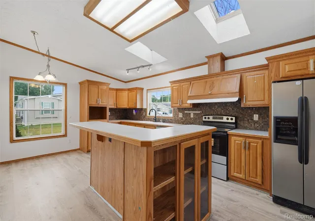 3rd image of 2524 Shakespeare Ln, Northville, MI 48167 | MLS# 20261064569