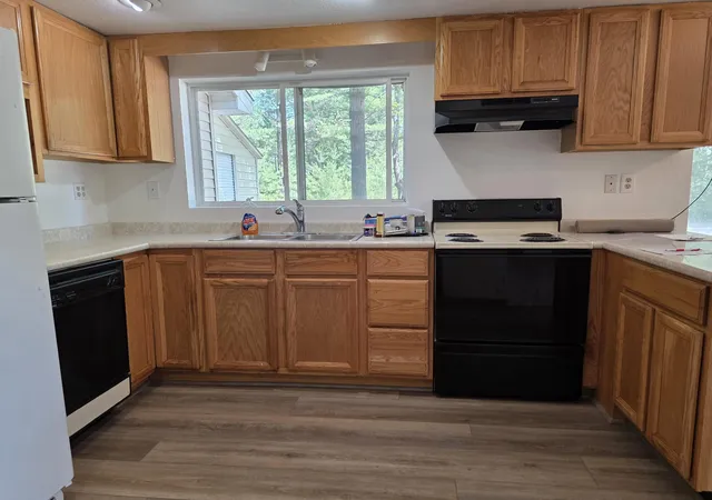 Photo 3 of Single family home for sale at 1137 Wintergreen St, East Tawas, MI 48730 | MLS# 77080072337 | Listing updated on 2026-10-09