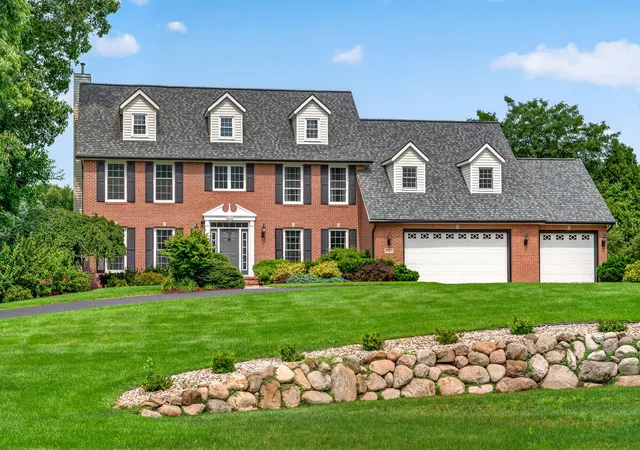 2nd image of 60625 Valley View Blvd, Mattawan, MI 49071 | MLS# 66026042663