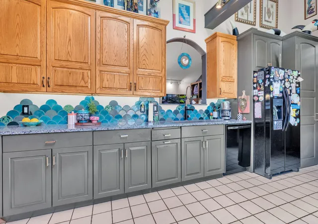 Photo 4 of Single family home for sale at 93 Lynwood Dr, Battle Creek, MI 49015 | MLS# 66026042666 | Listing updated on 2026-09-16