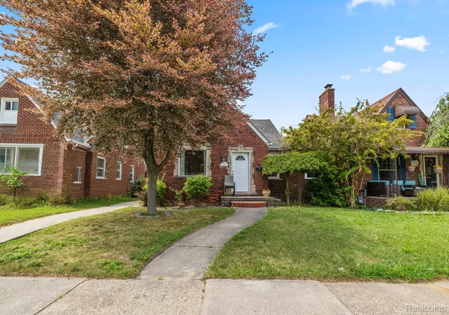 Photo 1 of Single family home for sale at 533 N Waverly St, Dearborn, MI 48128 | MLS# 20261064587 | Listing updated on 2026-08-14