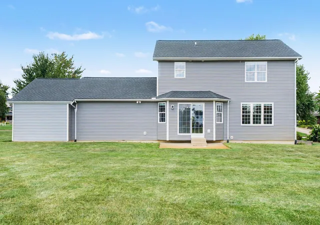 Photo 4 of Single family home for sale at 5948 Pollys Path, Berrien Springs, MI 49103 | MLS# 69026042671 | Listing updated on 2026-08-14