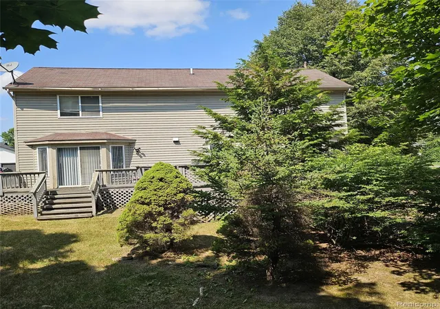 Photo 4 of Single family home for sale at 45113 Lindsey Dr, Van Buren Township, MI 48111 | MLS# 20261064595 | Listing updated on 2026-09-14