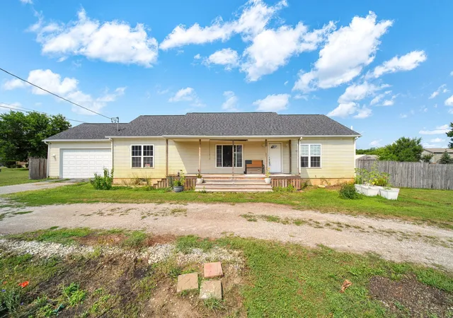 Photo 1 of Sale Pending at 3020 Carson Hwy, Adrian, MI 49221 | MLS# 81026042680 | Listing updated on 2026-09-04
