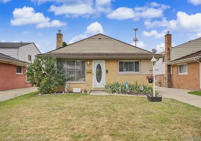 Photo 1 of Sale Pending at 24393 Hanover St, Dearborn Heights, MI 48125 | MLS# 20261064606 | Listing updated on 2026-09-06