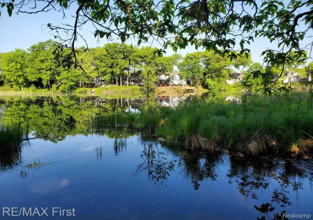 Photo 1 of Land for sale at 4330 Hatchery Rd, Waterford, MI 48329 | MLS# 20261064614 | Listing updated on 2026-08-16