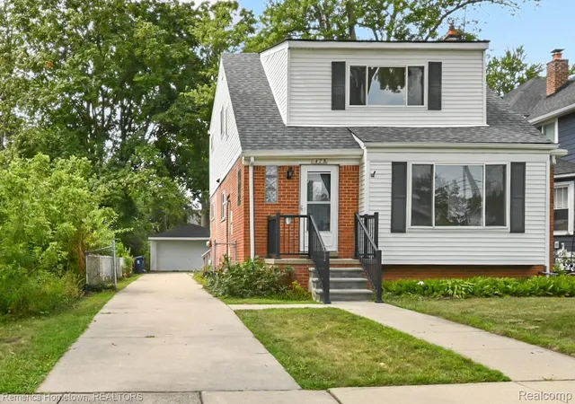 Photo 1 of Multi family home for sale at 475 N Harvey St, Plymouth, MI 48170 | MLS# 20261064633 | Listing updated on 2026-08-17