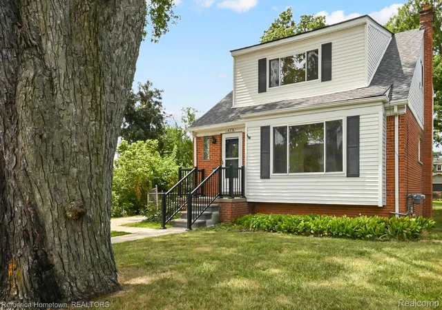 Photo 3 of Multi family home for sale at 475 N Harvey St, Plymouth, MI 48170 | MLS# 20261064633 | Listing updated on 2026-08-17