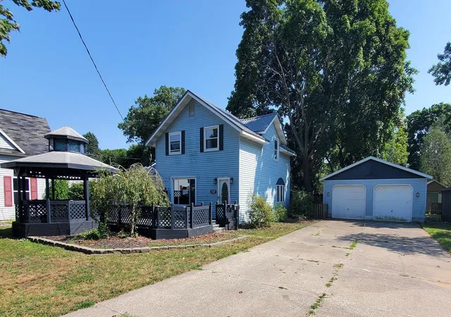Photo 1 of Sale Pending at 2569 Harding Ave, Muskegon, MI 49441 | MLS# 65026042692 | Listing updated on 2026-08-25
