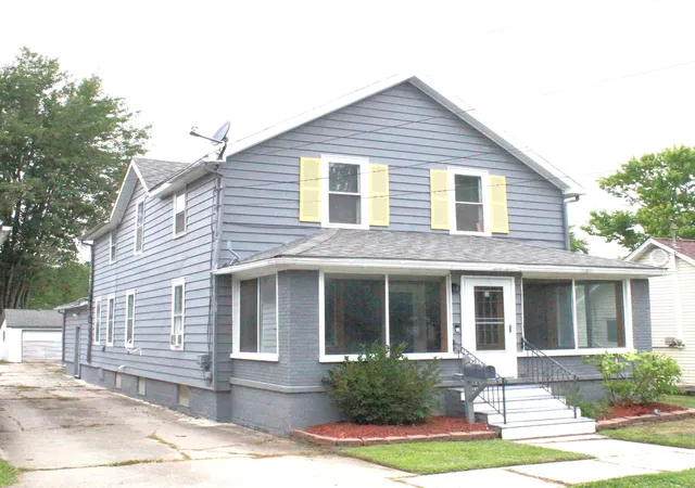 Photo 2 of Single family home for sale at 208 Jay St, Saint Charles, MI 48655 | MLS# 66026042709 | Listing updated on 2026-09-01