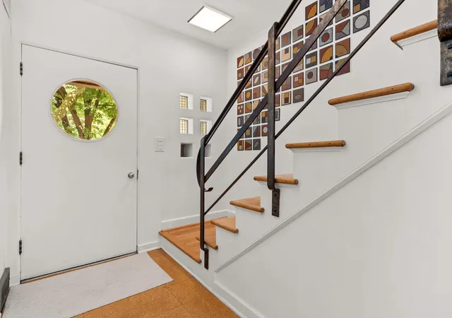 2nd image of 517 515 Oswego St, Ann Arbor, MI 48104 | MLS# 81026042697