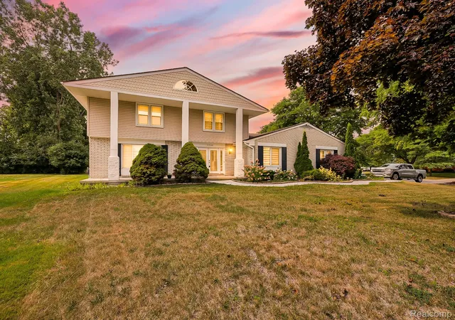 1st image of 6240 Wynford Dr, West Bloomfield, MI 48322 | MLS# 20261064642