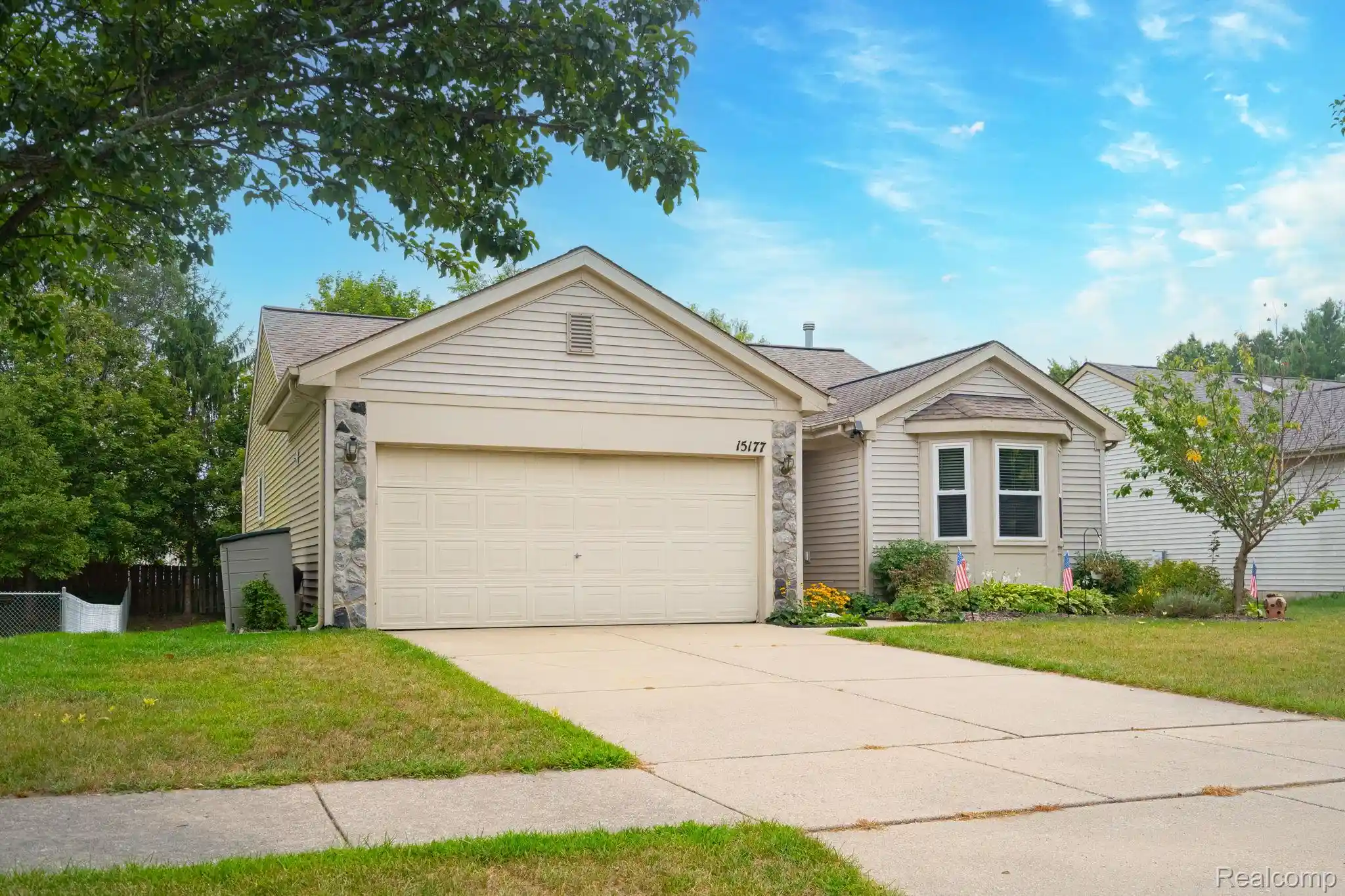 Photo 1 of Single family home for sale at 15177 Seeley Dr, Holly, MI 48442 | MLS# 20261064648 | Listing updated on 2026-10-28