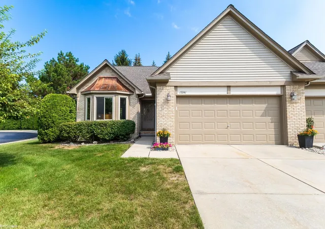 Photo 1 of Sale Pending at 15341 Pebble Pointe Dr, Clinton Township, MI 48038 | MLS# 58050218529 | Listing updated on 2026-08-28