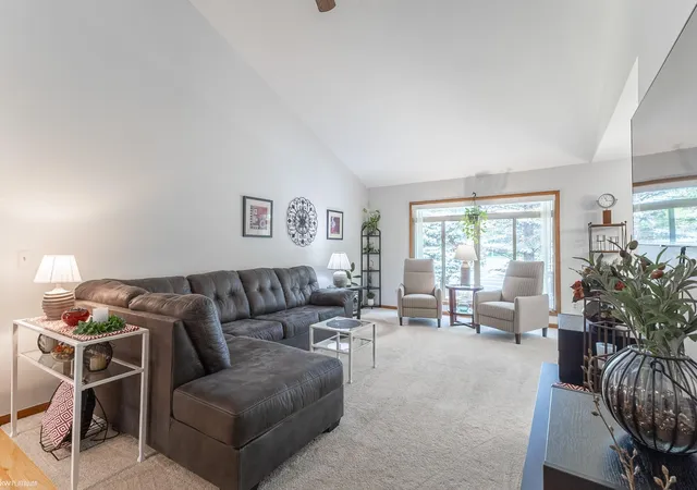 Listing Photo 5 - Condo for sale in building located at 15341 Pebble Pointe Dr, Clinton Township, MI 48038