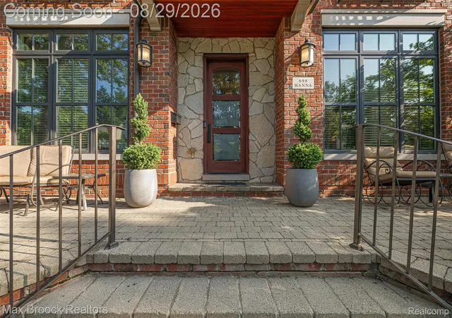 Photo 2 of Mansion for sale at 698 Hanna St, Birmingham City Oakland, MI 48009 | MLS# 20261064655 | Listing updated on 2026-09-01