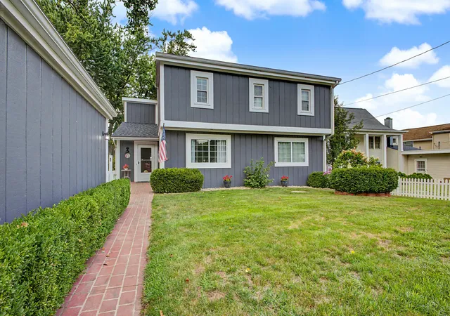 Photo 1 of Single family home for sale at 2124 Ash Te Wette Beach Dr, Hillsdale, MI 49242 | MLS# 65026042729 | Listing updated on 2026-08-25