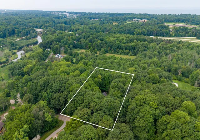 57th image of 18 72nd St, South Haven, MI 49090 | MLS# 69026042735