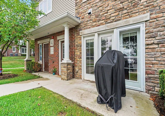 Photo 3 of Condo for sale at 5527 Arbor Chase Dr, Ann Arbor, MI 48103 | MLS# 81026042749 | Listing updated on 2026-08-14