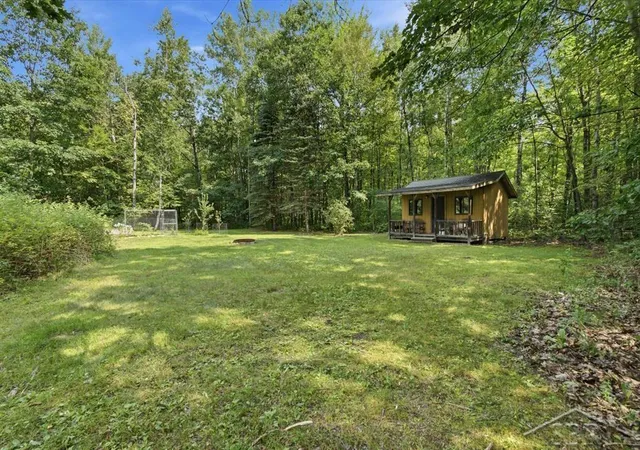 40th image of 1583 S Long Rd, Beaverton, MI 48612 | MLS# 61050218545